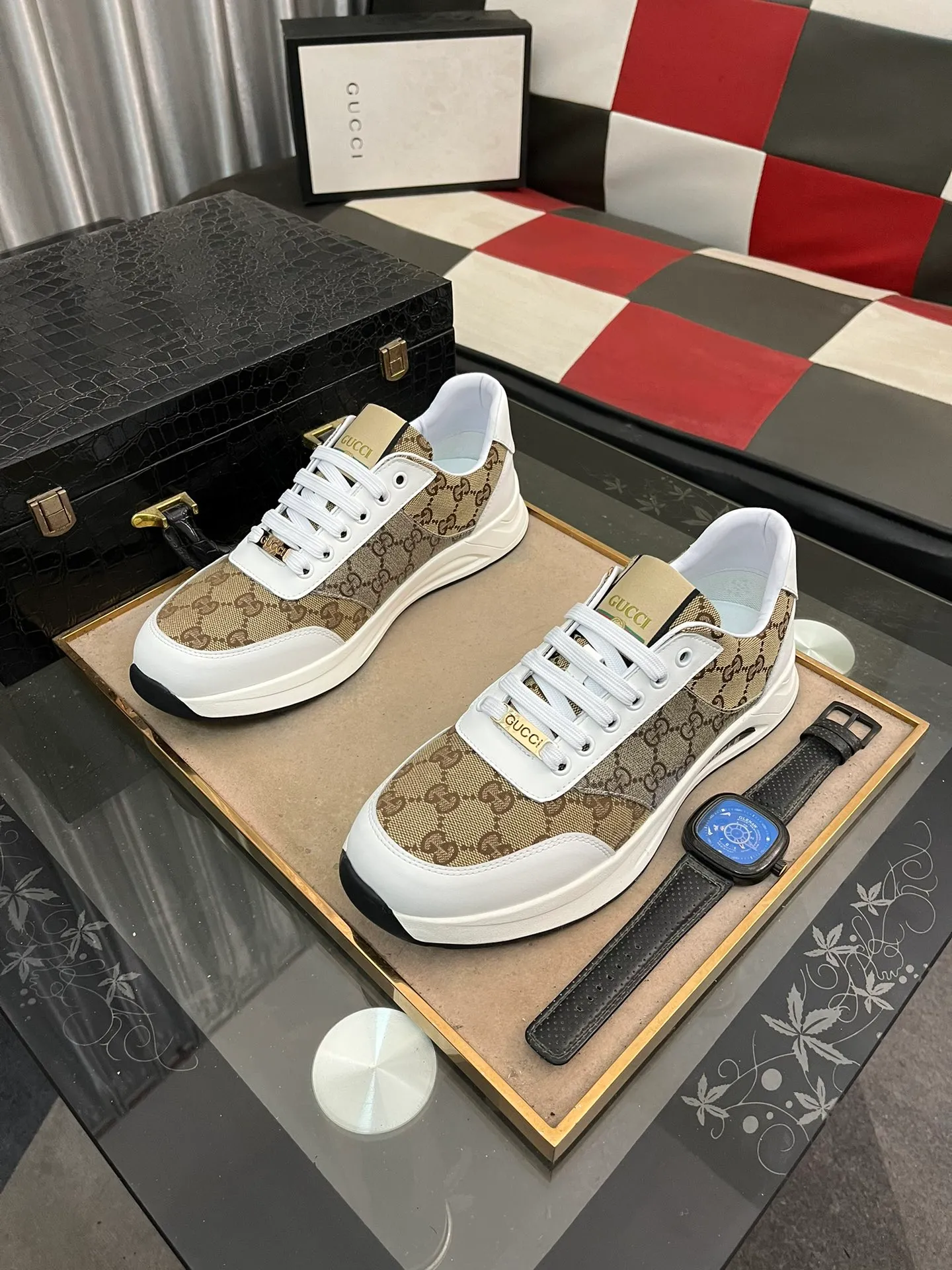 Men's Men's Shoes 💰420 ⌚️⌚️[GUCCI] Gucci men's casual shoes are absolutely popular 🔥The ultimate matching item for trendy men! Irresistible charm of super texture, the main recommendation, the upper is made of high-quality cowhide + breathable fabric, sheepskin feet, wear-resistant rubber sole, noble and elegant! Extremely comfortable🎁🎁You can be as handsome as you want💪 Size: 38-44!